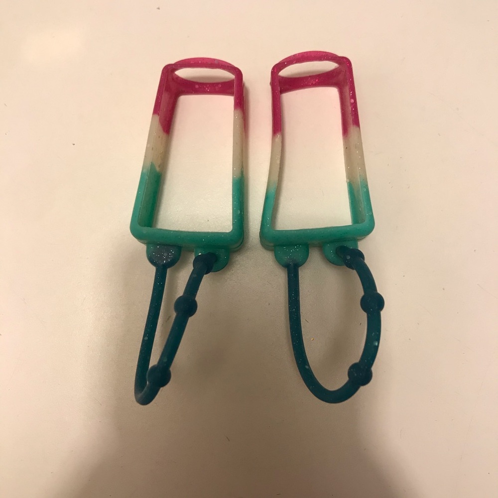 2 Bath & Body Works Pocket Bac Holders